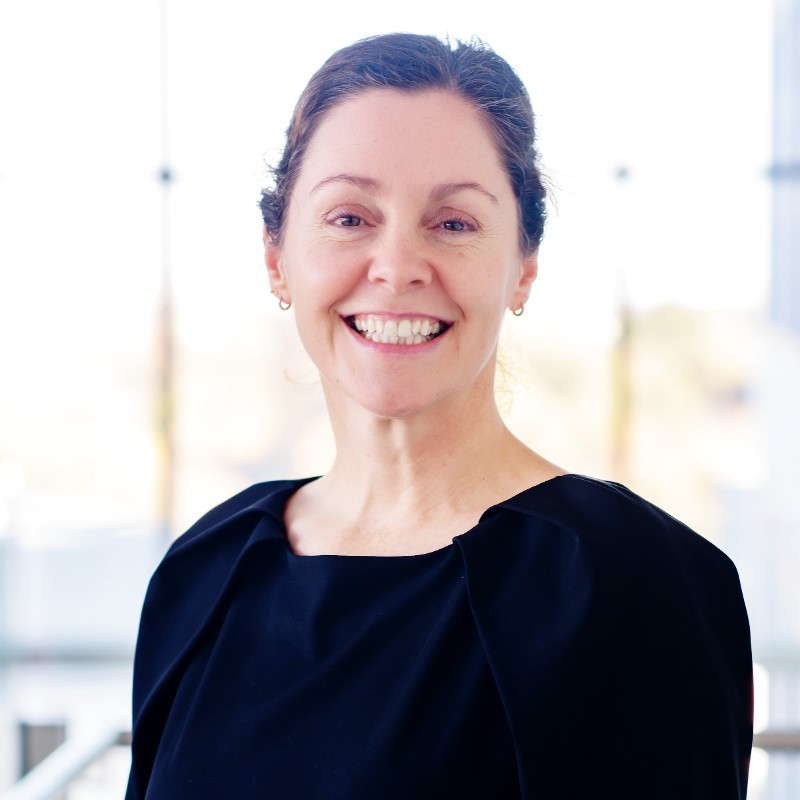 Profile photo of Suzanne Kealy